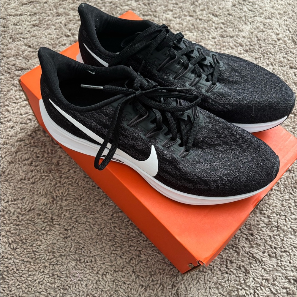 Nike Black and White Air Zoom Pegasus 36
